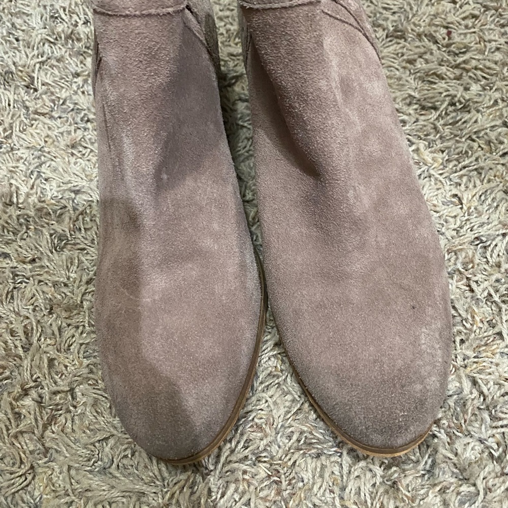 Short ankle boot - Picture 2 of 5